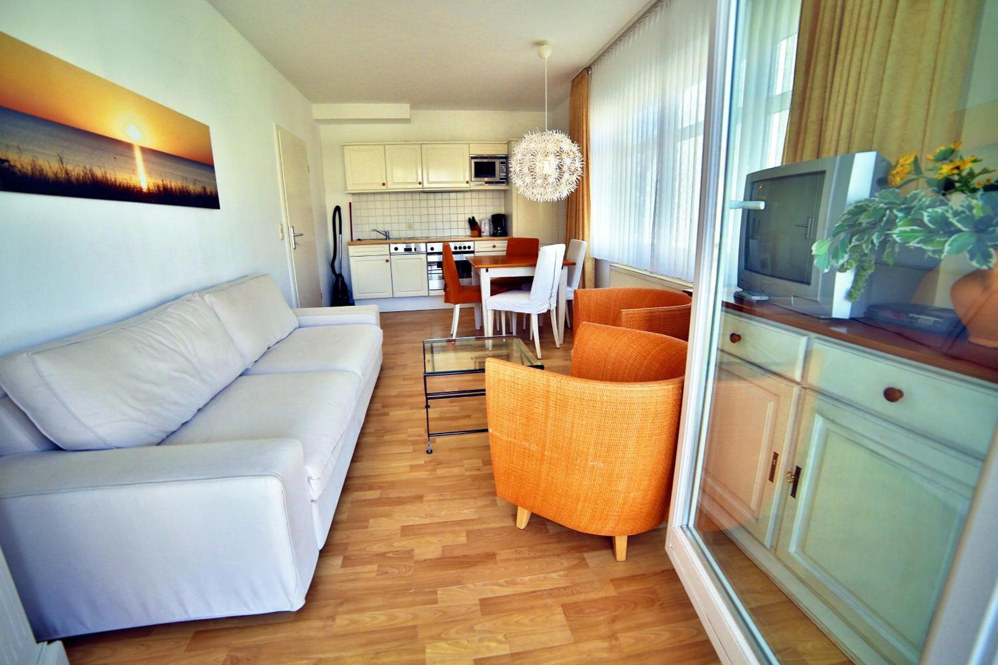 Ferienwohnung Binzer Strandgut Im Haus Jahreszeiten 빈츠 외부 사진