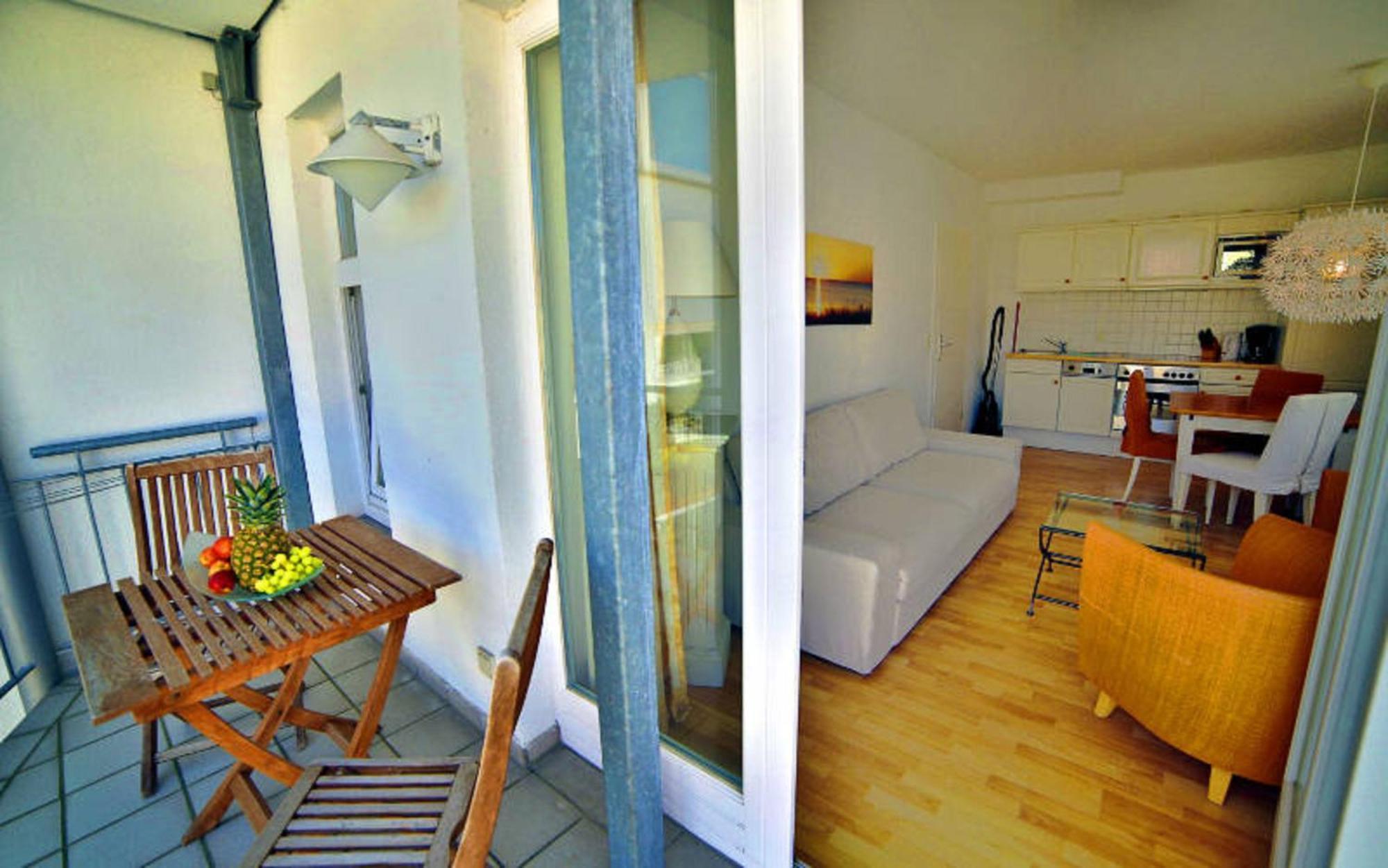 Ferienwohnung Binzer Strandgut Im Haus Jahreszeiten 빈츠 외부 사진